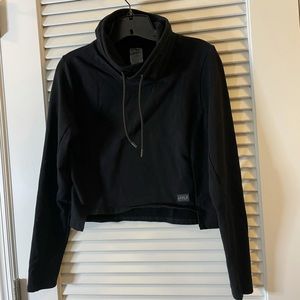 TLF BLACK CROP SWEATER SIZE XS